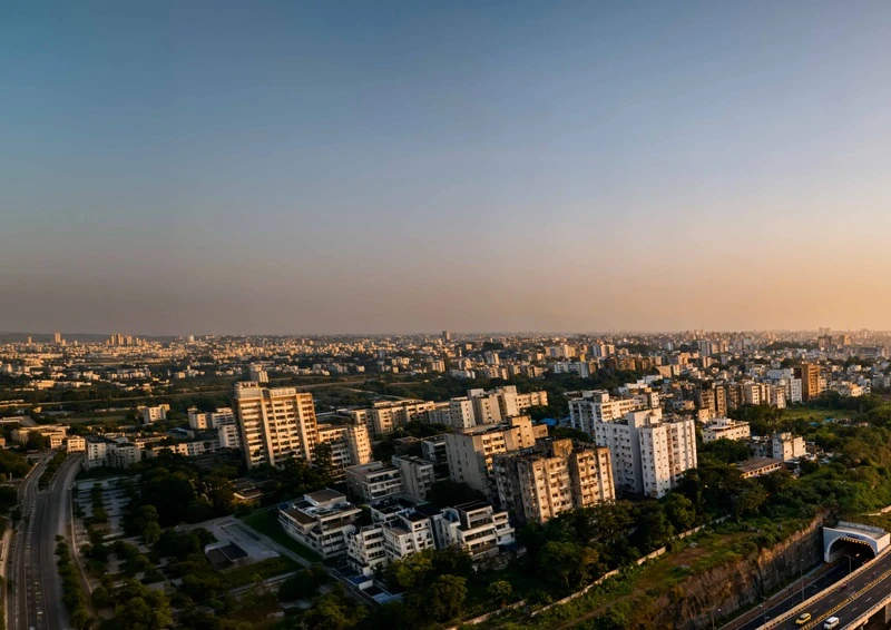 Shapoorji One Hills Tower Elevation View
